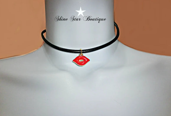 Black Choker With Red Lips